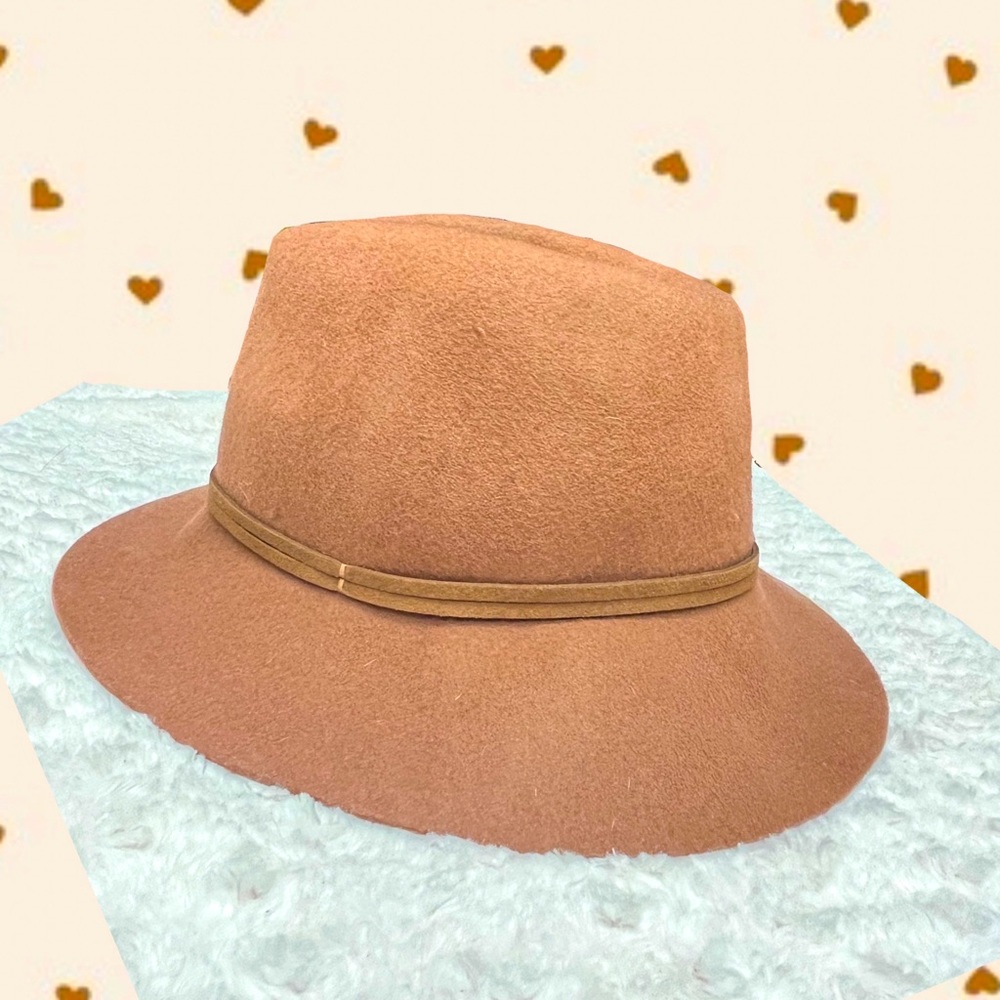 100% wool floppy brim fedora 🤎